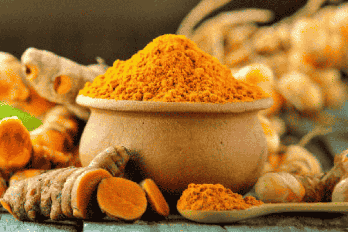 11 Powerful Health Benefits of Turmeric You Should Know